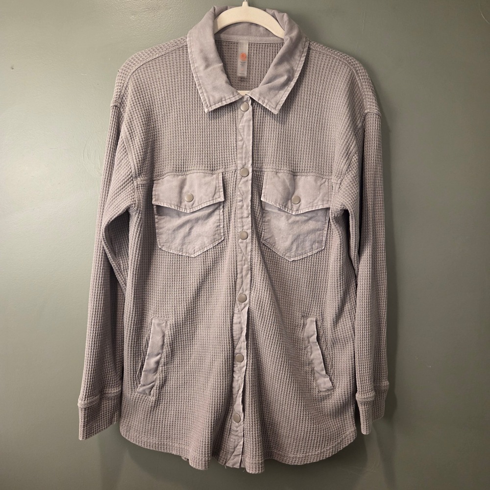 Mono B Women's 100% Cotton Waffle Knit Snap Button Shirt Jacket Gray Size M